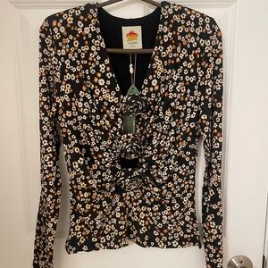 FARM Rio Black and White Floral Blouse